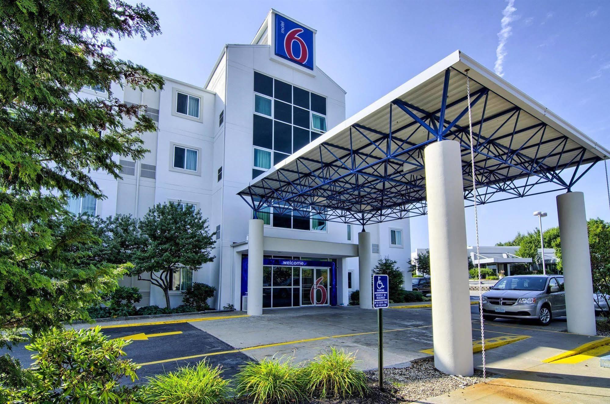 Motel 6-Portsmouth, Nh エクステリア 写真