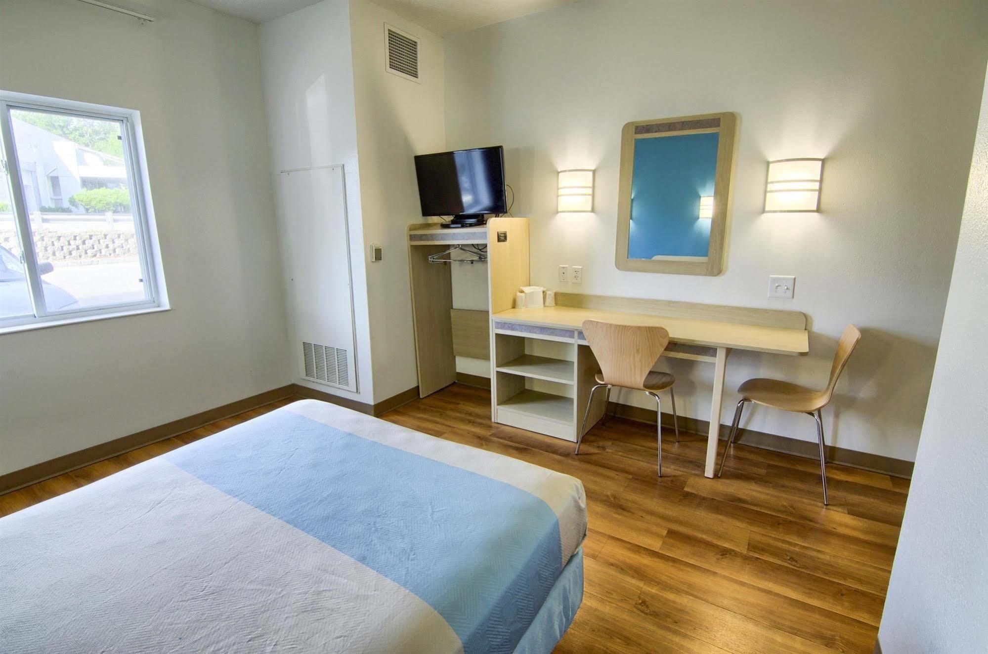 Motel 6-Portsmouth, Nh エクステリア 写真
