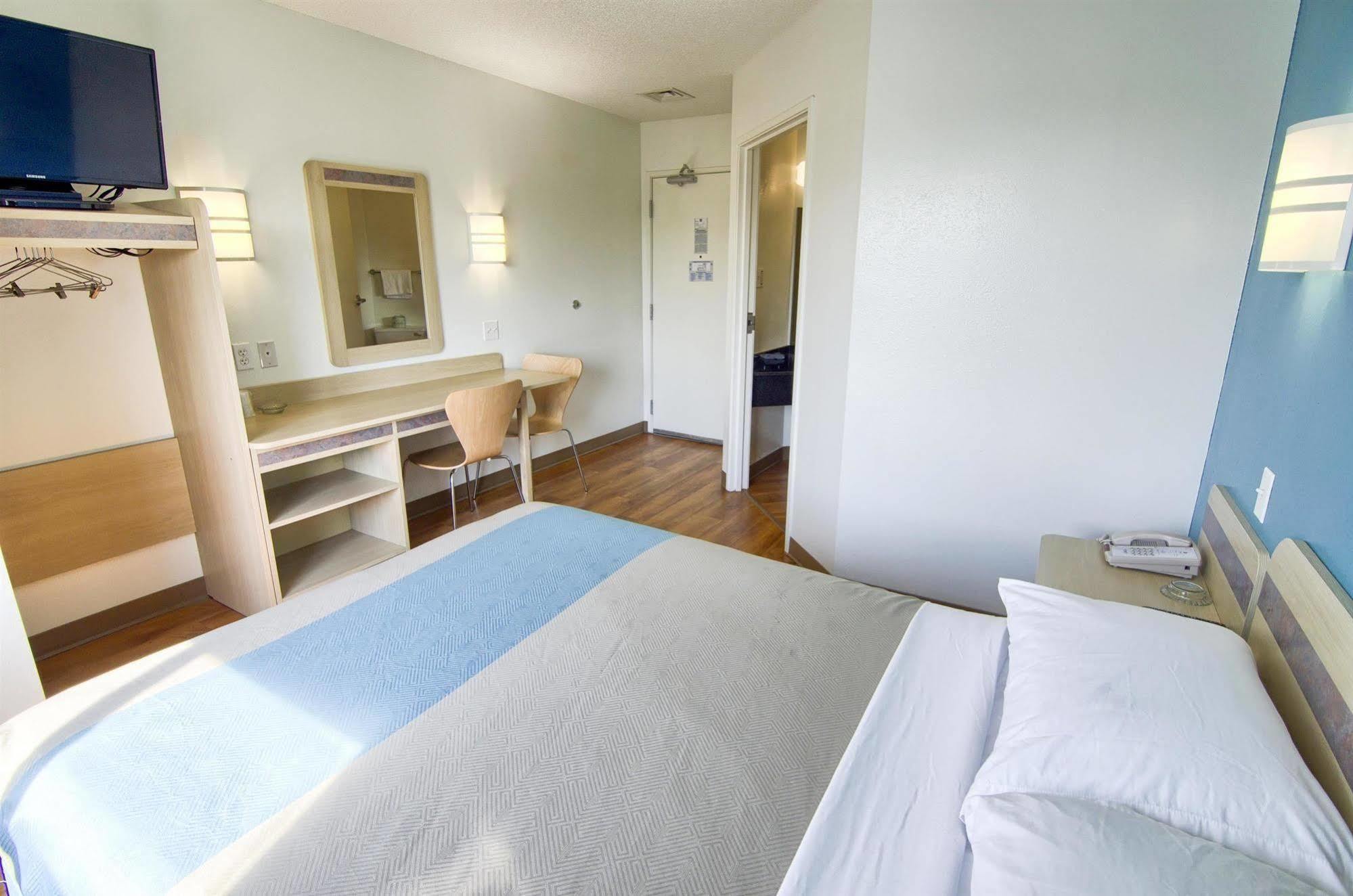 Motel 6-Portsmouth, Nh エクステリア 写真